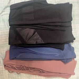 Lot of 4 ALOyoga leggings